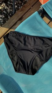 majtki menstruacyjne do pływania